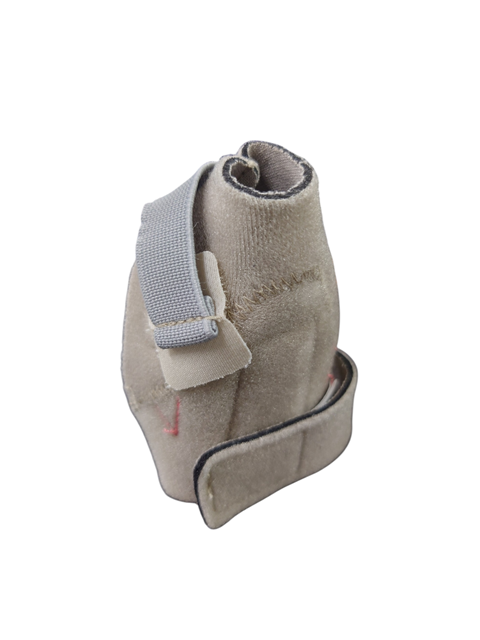 ゴルフで左手親指が痛い！原因と再発予防策は？